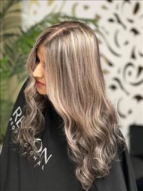 سالن زیبایی سالن زیبایی لیلا بابا زاده   در  کرج