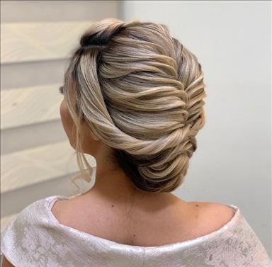 سالن عروس تهران سالن زیبایی هستیاگل  در  تهران