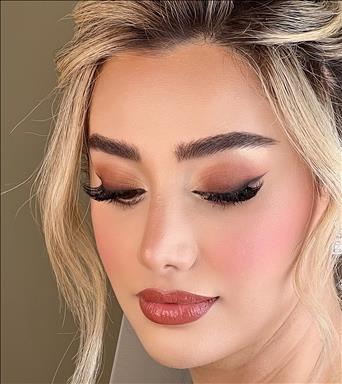 آرایشگاه زنانه اصفهان سالن زیبایی مانا حاجیان  در  اصفهان