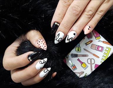 سالن زیبایی خانه ناخن آریاس  در  تهران